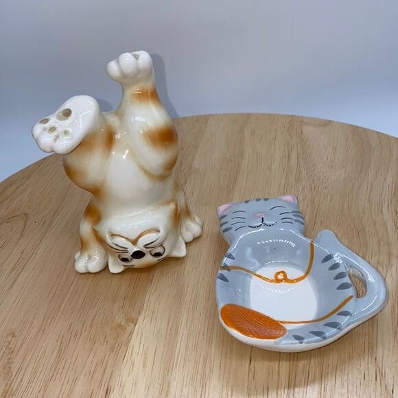 Lot of 2 Whimsical Ceramic Kitties 1 Tumbling Figurine and 1 Trinket Dish - Picture 1 of 10